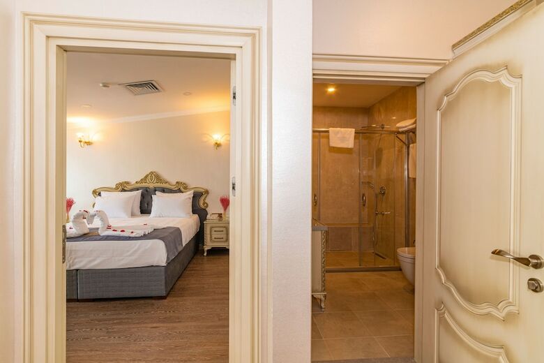 Czn Burak Hotel