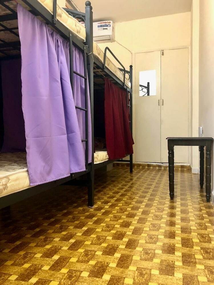 Hostal Friends House Hostel