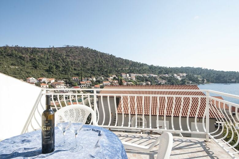 Apartments Brna Relax