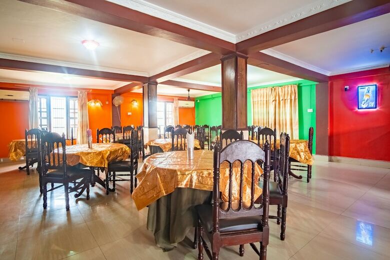 Spot On 550 Hotel Gangotri Highway