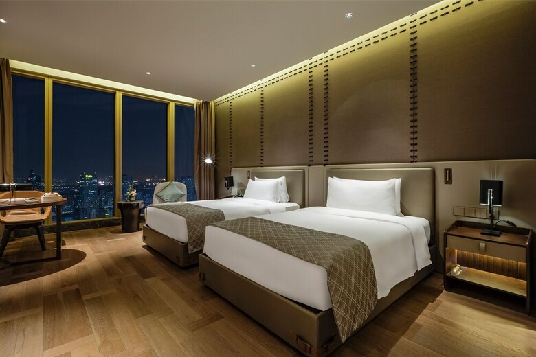 Golden Eagle International Hotel