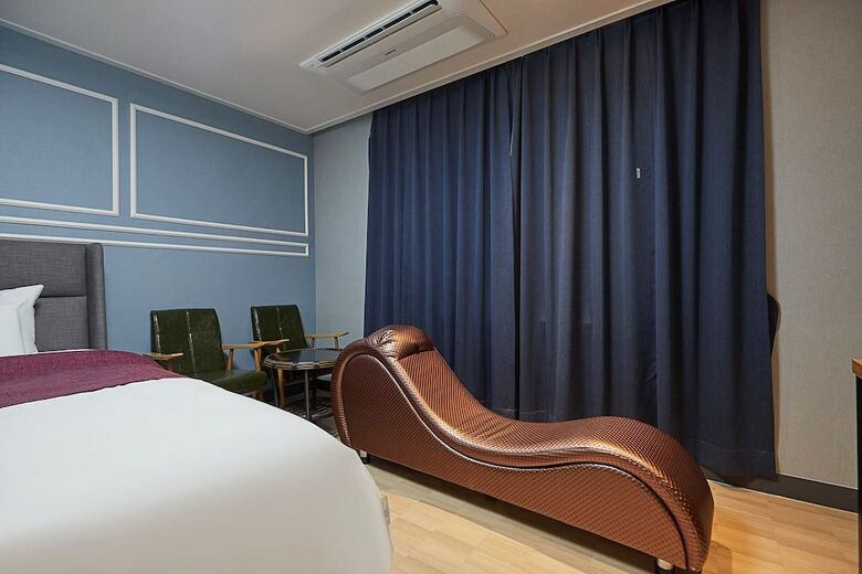 Gloa Hotel