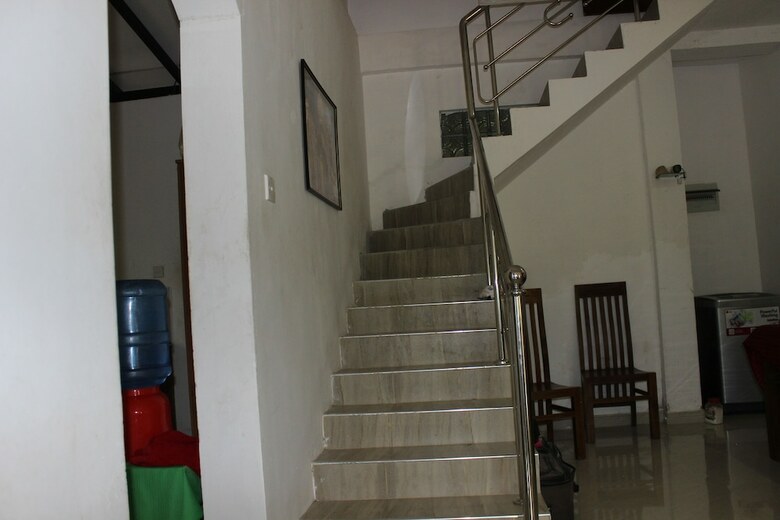 Hotel White House Holiday Home
