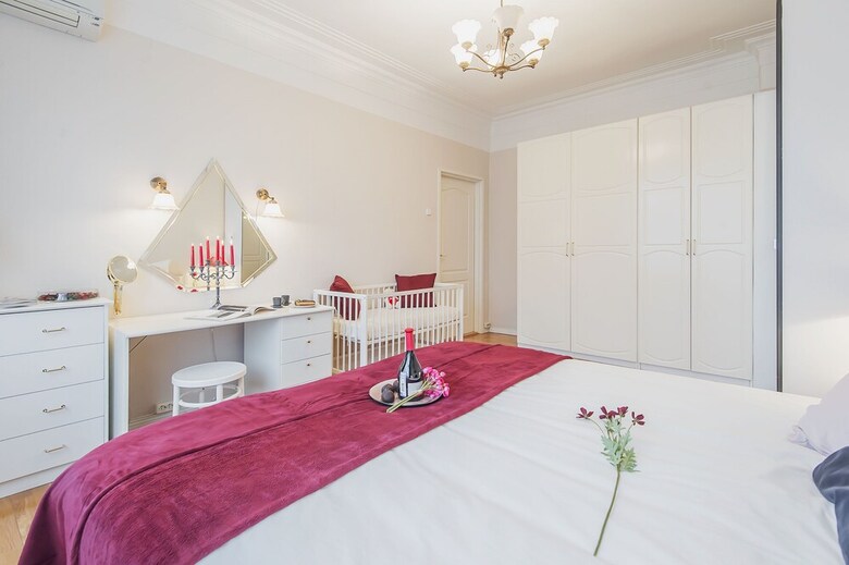 Gm Apartment Staropimenovskiy 16