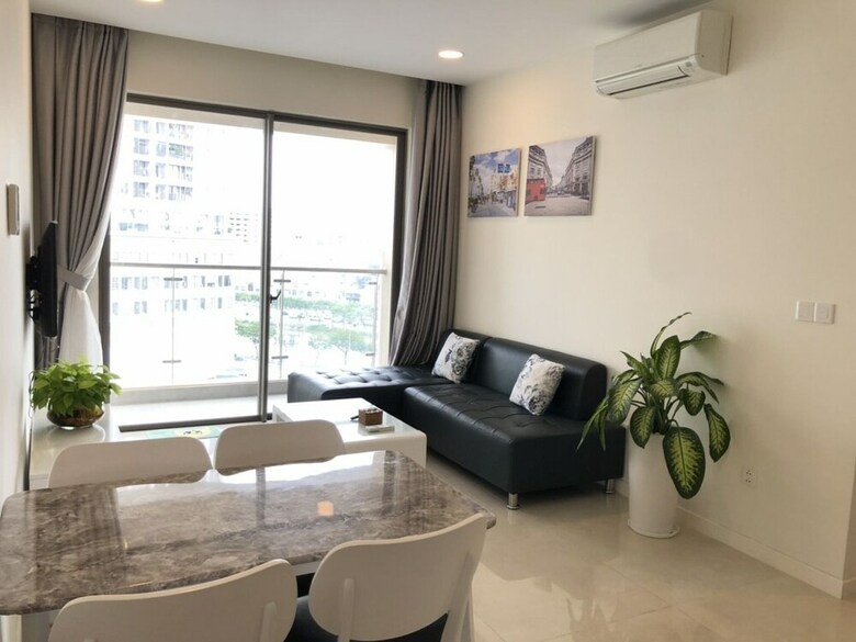 Aparthotel Justay Millennium Riverside