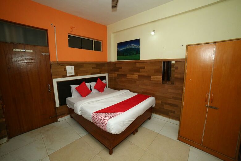 Hotel Oyo 16710 Leelas Guest House