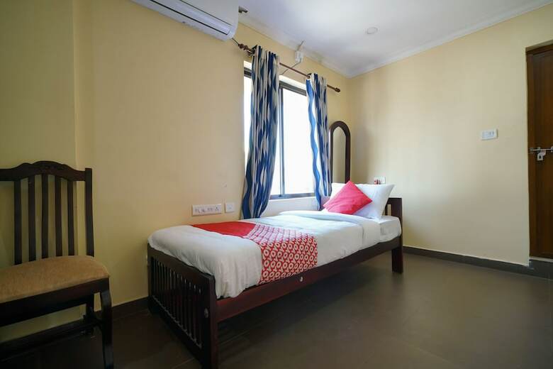 Hotel Oyo 4280 The City Gate Residency