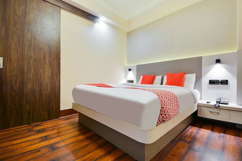 Oyo 6231 Hotel Aangan Regency