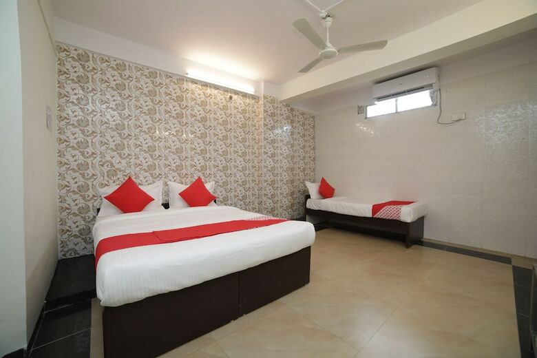Oyo 29093 Hotel A3 & Restaurant