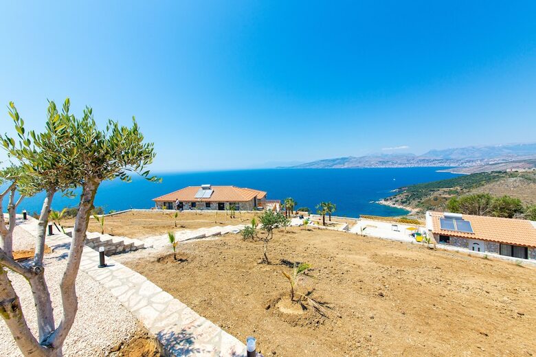 Hotel Santa Oliva Suites