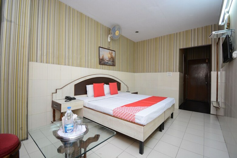 Hotel Oyo 36280 Vijay Resorts