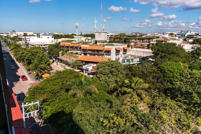 One Paralia Condo Boutique
