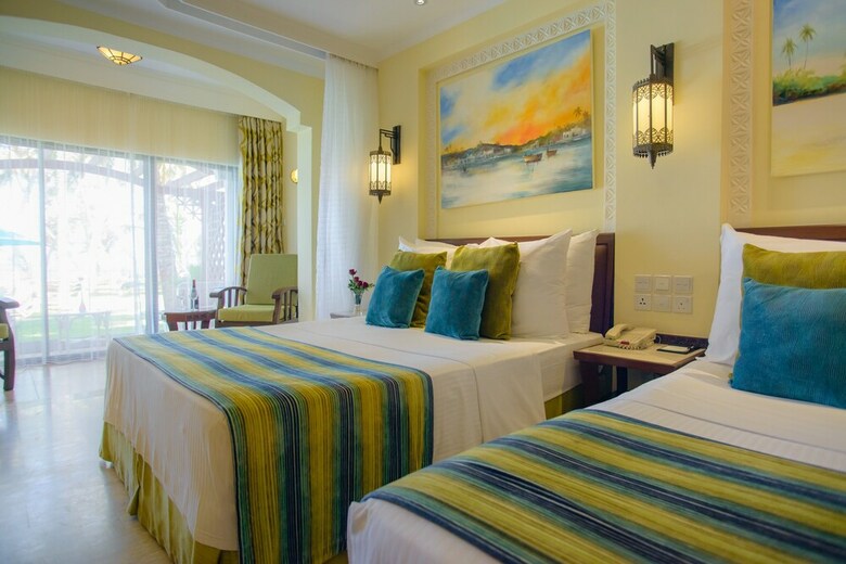 Hotel Sarova Whitesands Beach Resort & Spa