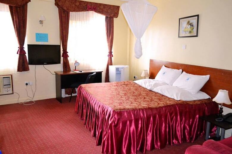Hotel Paradise On The Nile