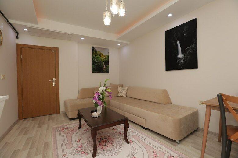 Guguvak Suites By Surur