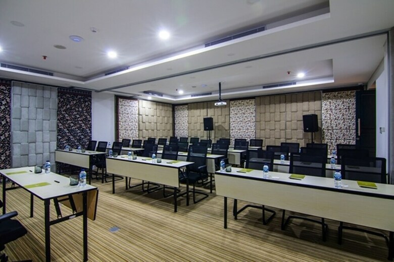 Jambuluwuk Thamrin Hotel