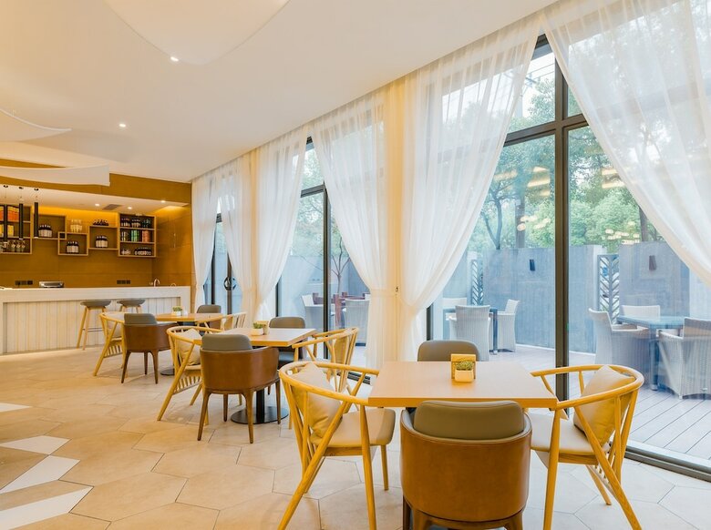 Atour Light Hotel Shandong Road Cbd Qingdao