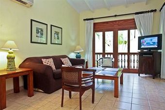 Hotel Club Del Sol