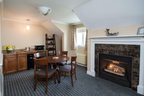 Union Bluff Hotel