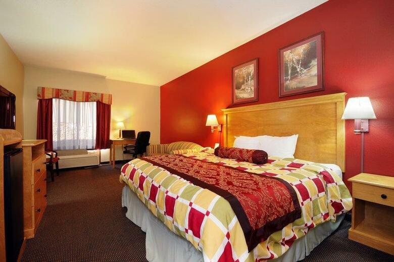 Hotel Best Western Crossroads Inn