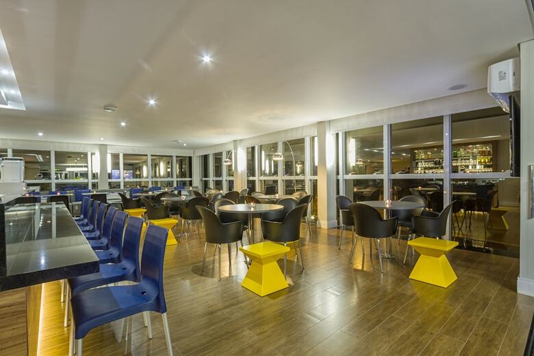 Hotel Le Canard Joinville