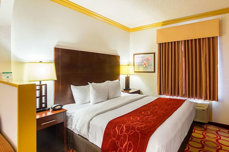 Hotel Comfort Suites Lubbock