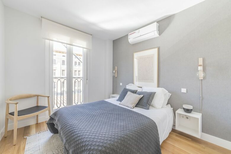 Apartamentos Sleep Nu�ez de Balboa By Stay