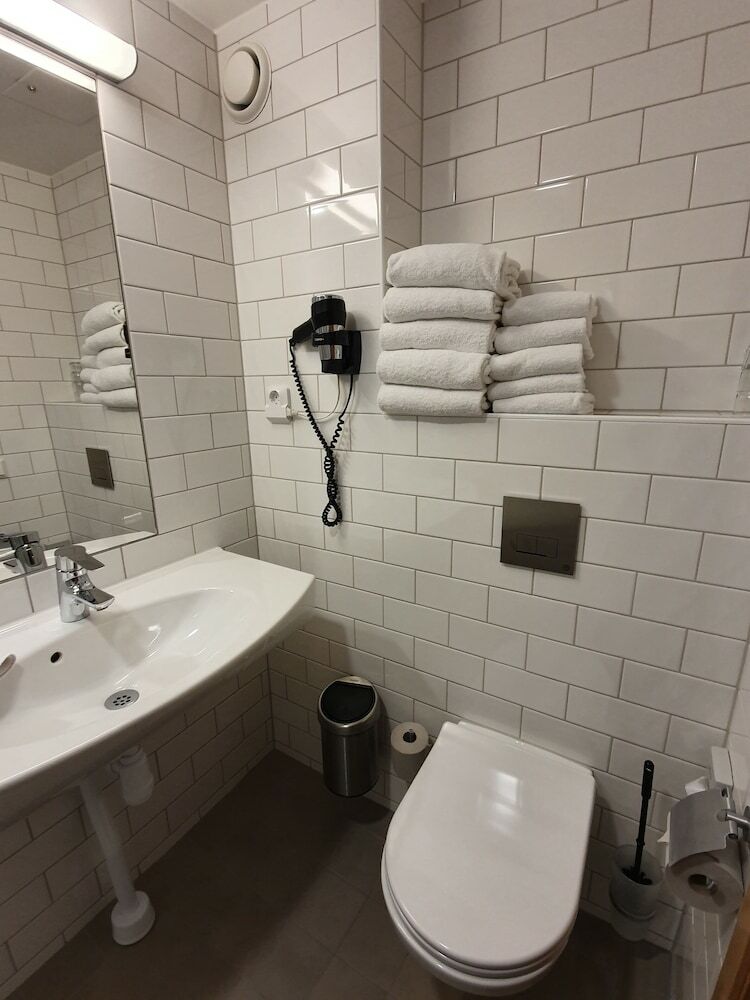 Dockyard Hotel