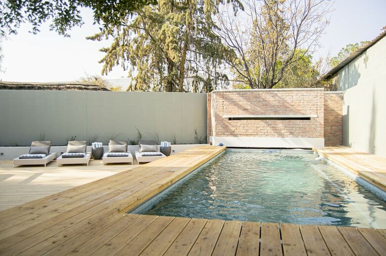 Hotel The Windhoek Luxury Suites