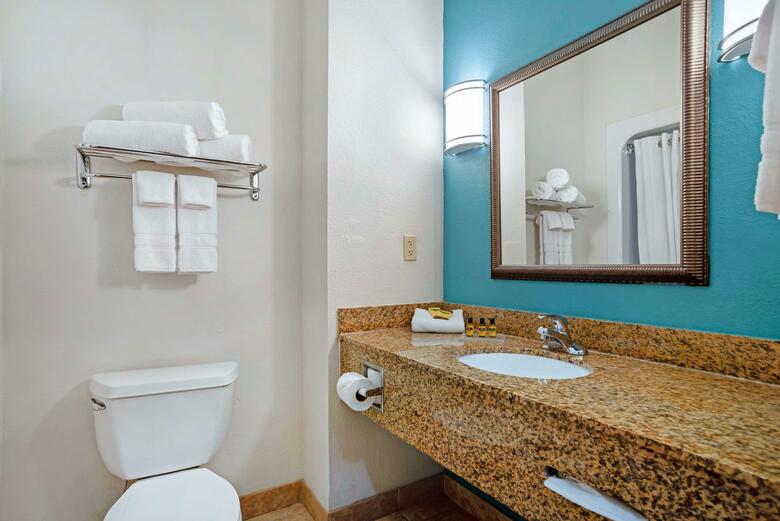 Hotel Best Western Plus Blue Angel Inn