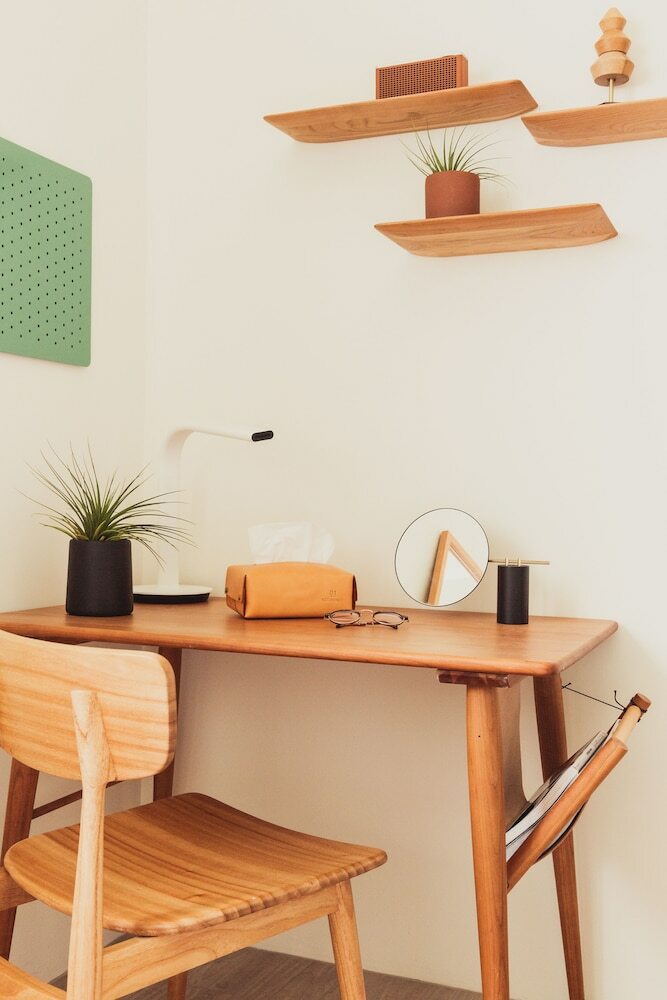 Hotel Boy Apartment