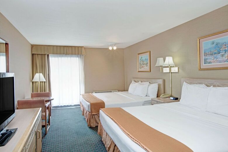 Hotel Howard Johnson By Wyndham Torrance