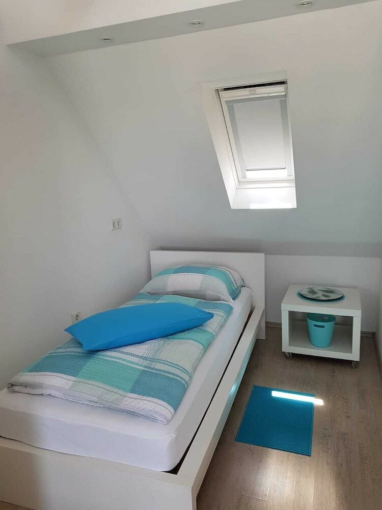 Lorenz Apartment 2