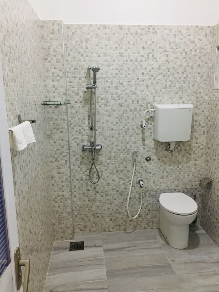 Bed & Breakfast Villa Sarah- New Opening