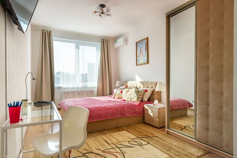 Apartamentos Simply Comfort. Palacio On 26 Linia Vo