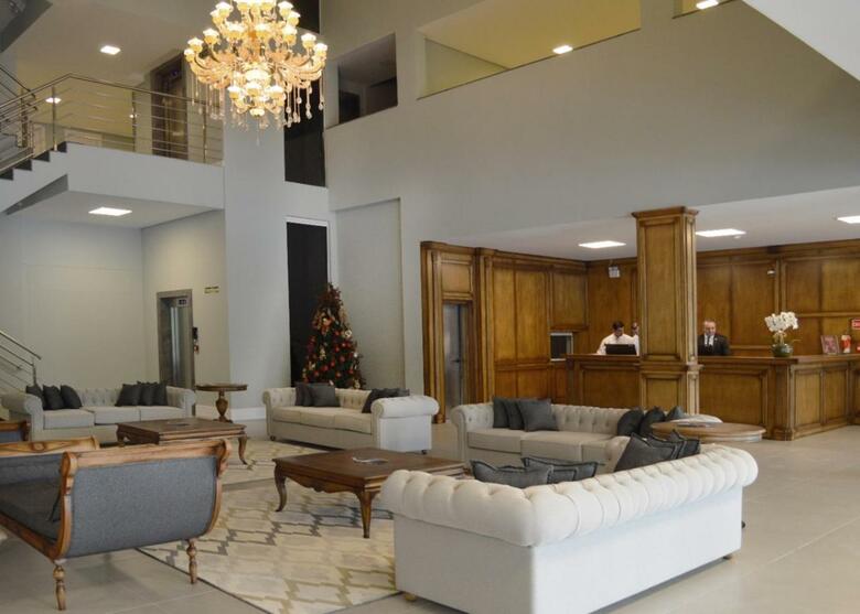 Sky Palace Hotel