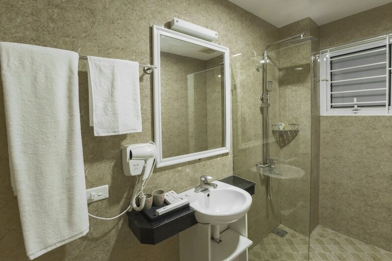 Veris Hotel