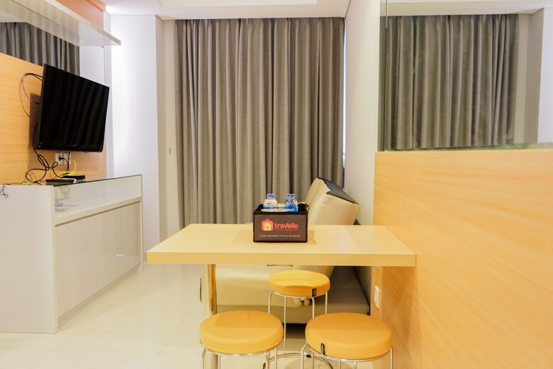 Comfy 2 Br Apartment At Taman Anggrek Residence