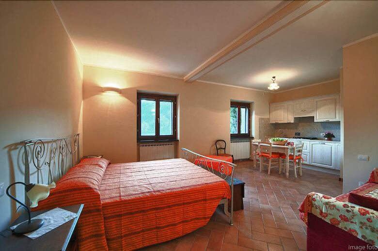 Agroturismo Agriturismo Zafferano E Dintorni