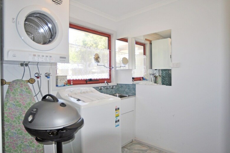 Beilby Beach Cottage - Free Wifi & Foxtel - Pet Friendly