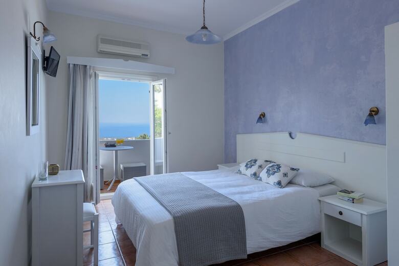 Anemomilos Hotel & Apartments