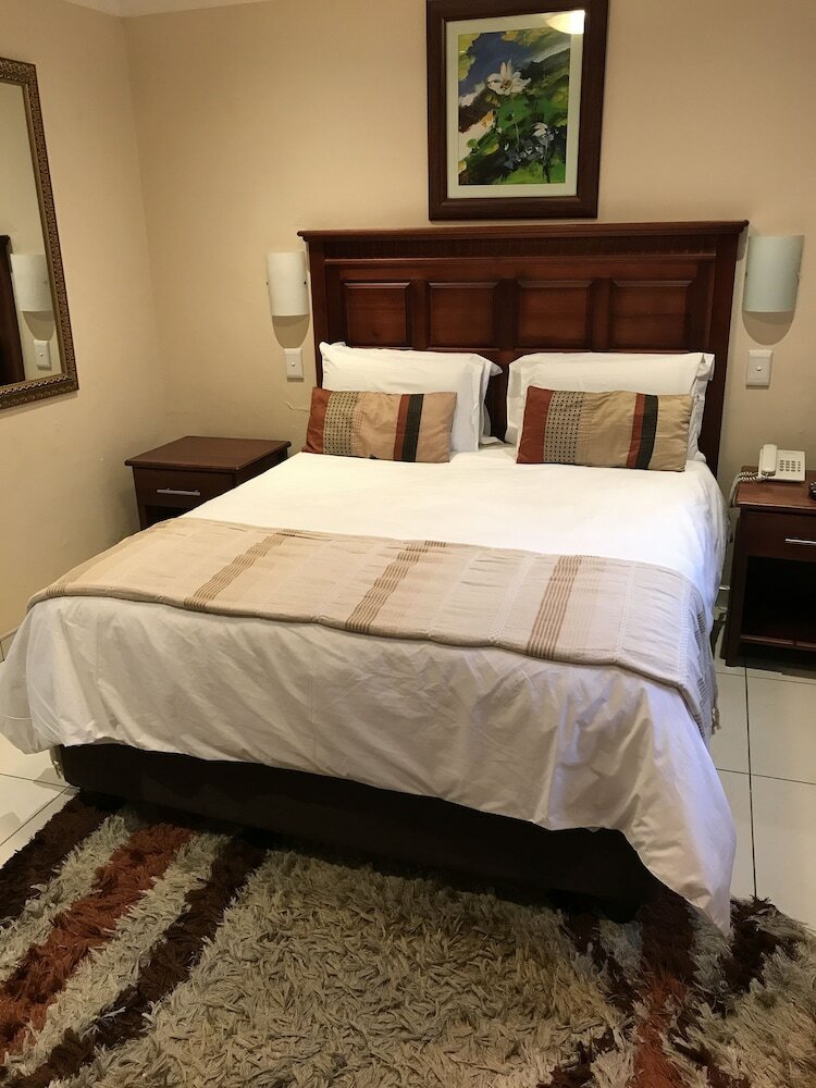 Hotel Global Village Guest House