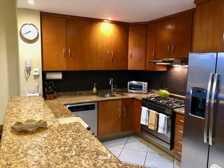 Luxury Condo Romantic Zone-beach