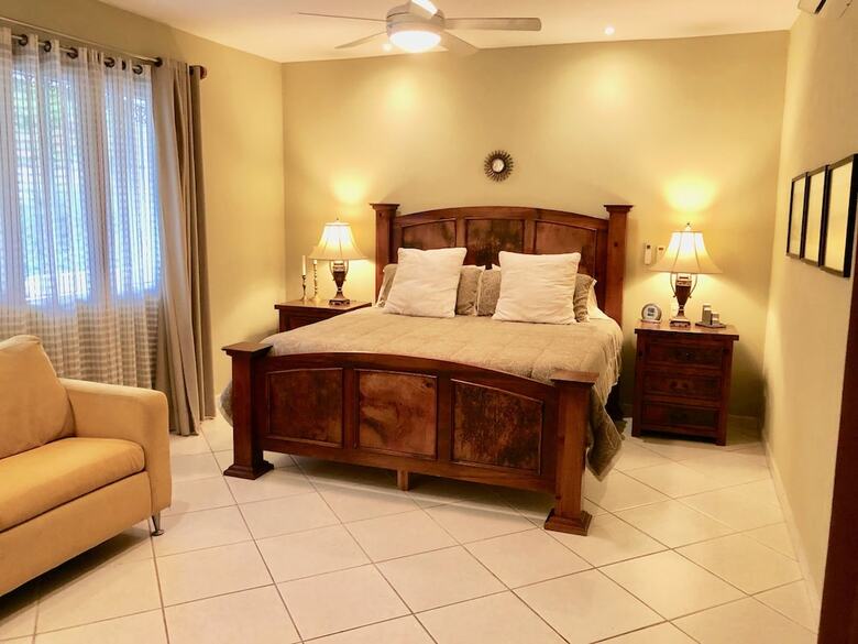Luxury Condo Romantic Zone-beach