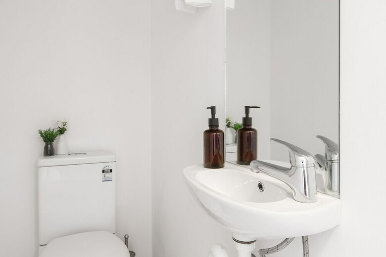 Heart Of Highett Apartment By Ready Set Host