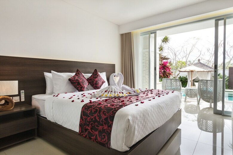 Hotel Adhiloka