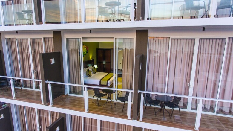 Ruvisha Beach Hotel