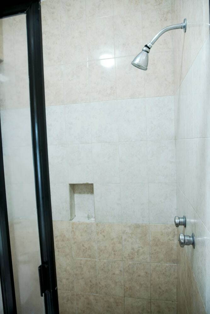 Eh Ejecutivo Urban Hotel