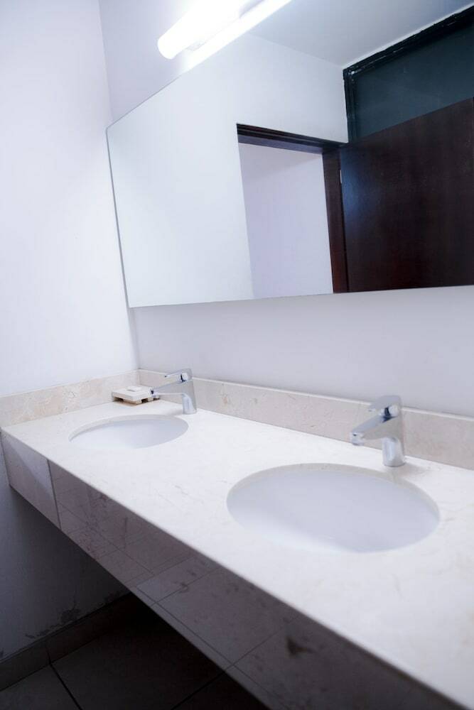 Eh Ejecutivo Urban Hotel