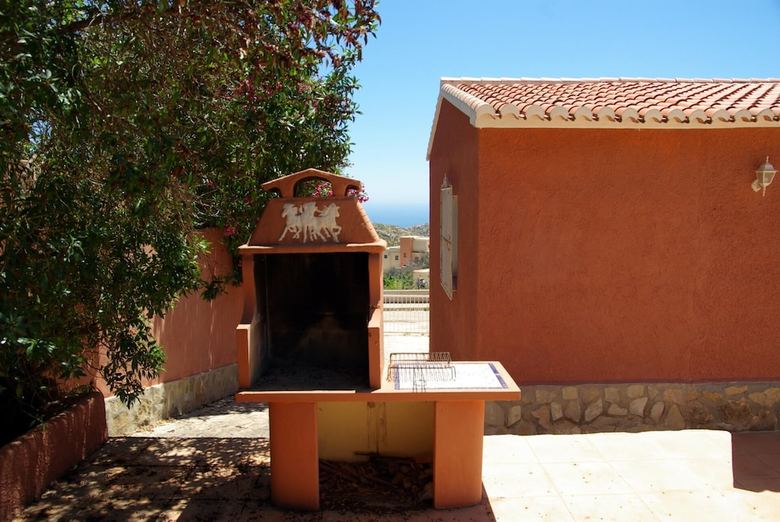 Casa June